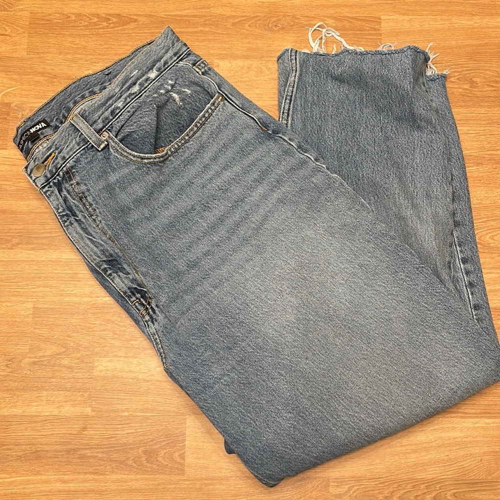 Fashion Nova High Rise Mom Jeans